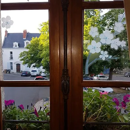 Le Petit Logis De Tinteniac شقة *