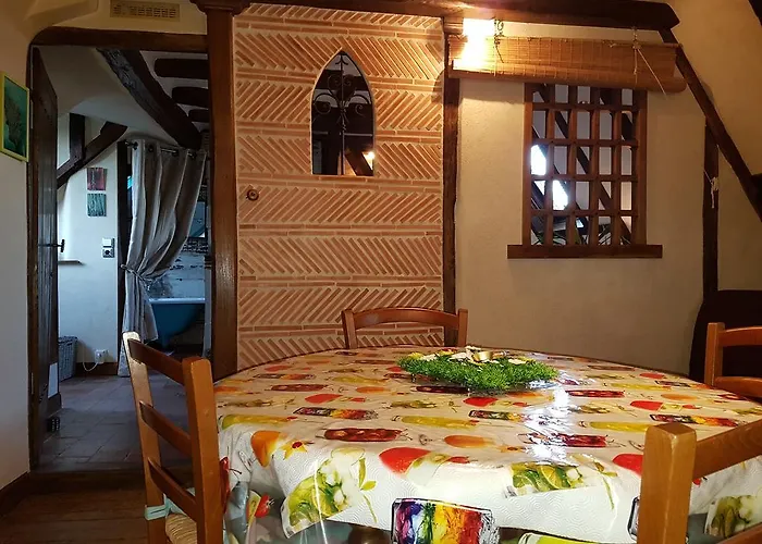 Le Petit Logis De Tinteniac *